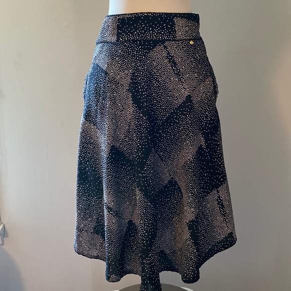 Gently used black and cream patterned circle skirt - Picture 2 of 4
